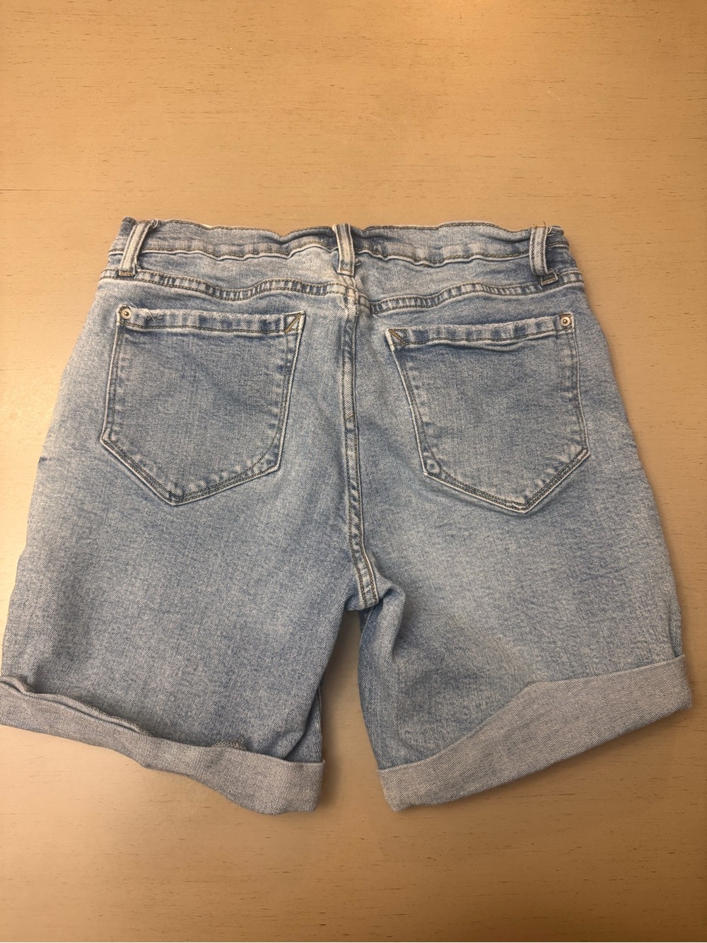 Kensie the short Blue Denim Rolled-Hem Shorts 7 inch inseam EUC - Picture 3 of 7
